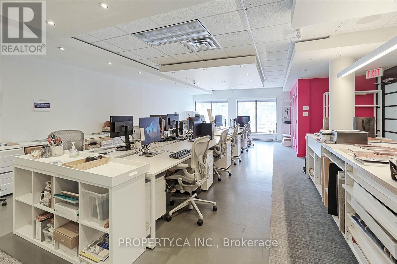 202 - 354 DAVENPORT ROAD, Toronto, Ontario