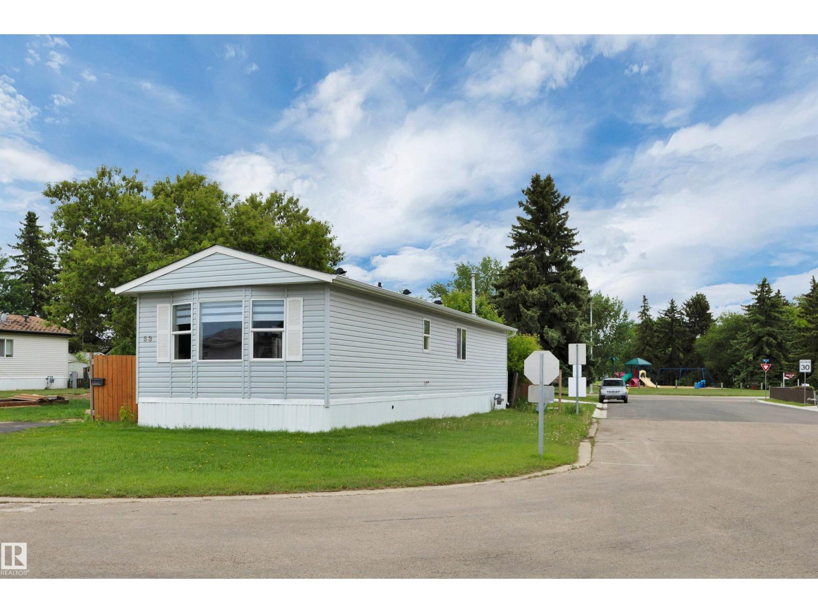 53 Willow Park Es, Leduc, Alberta  T9E 5R3 - Photo 2 - E4492810
