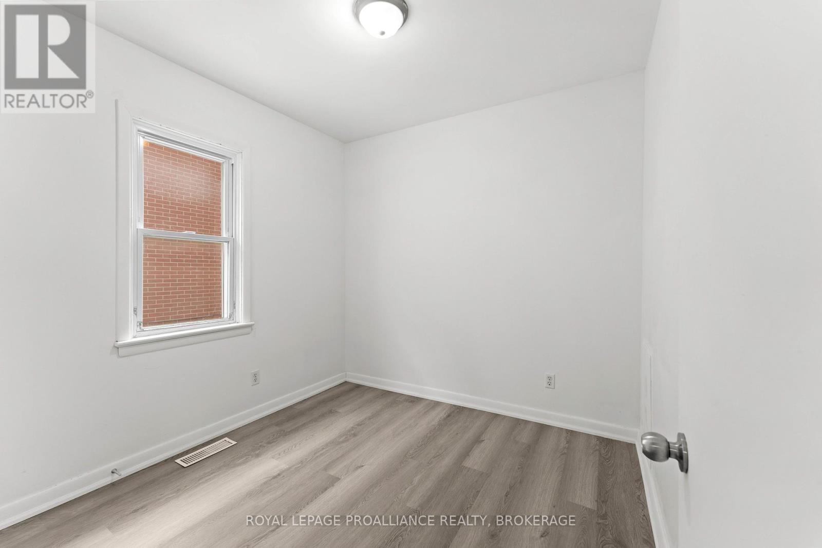 468-470 Victoria Street, Kingston, Ontario  K7L 3Z7 - Photo 17 - X13436872