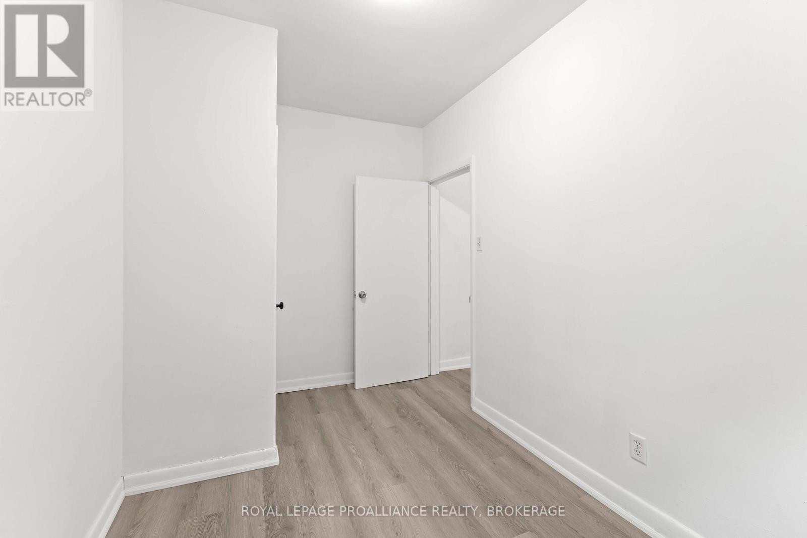 468-470 Victoria Street, Kingston, Ontario  K7L 3Z7 - Photo 21 - X13436872