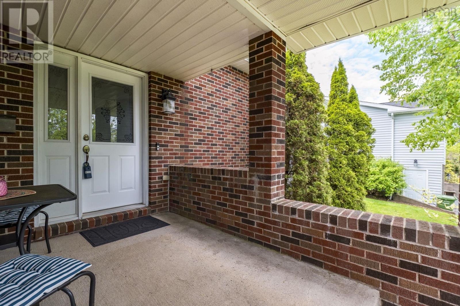 71 Diana Grace Avenue, Dartmouth, Nova Scotia  B2W 6A2 - Photo 3 - 202614133