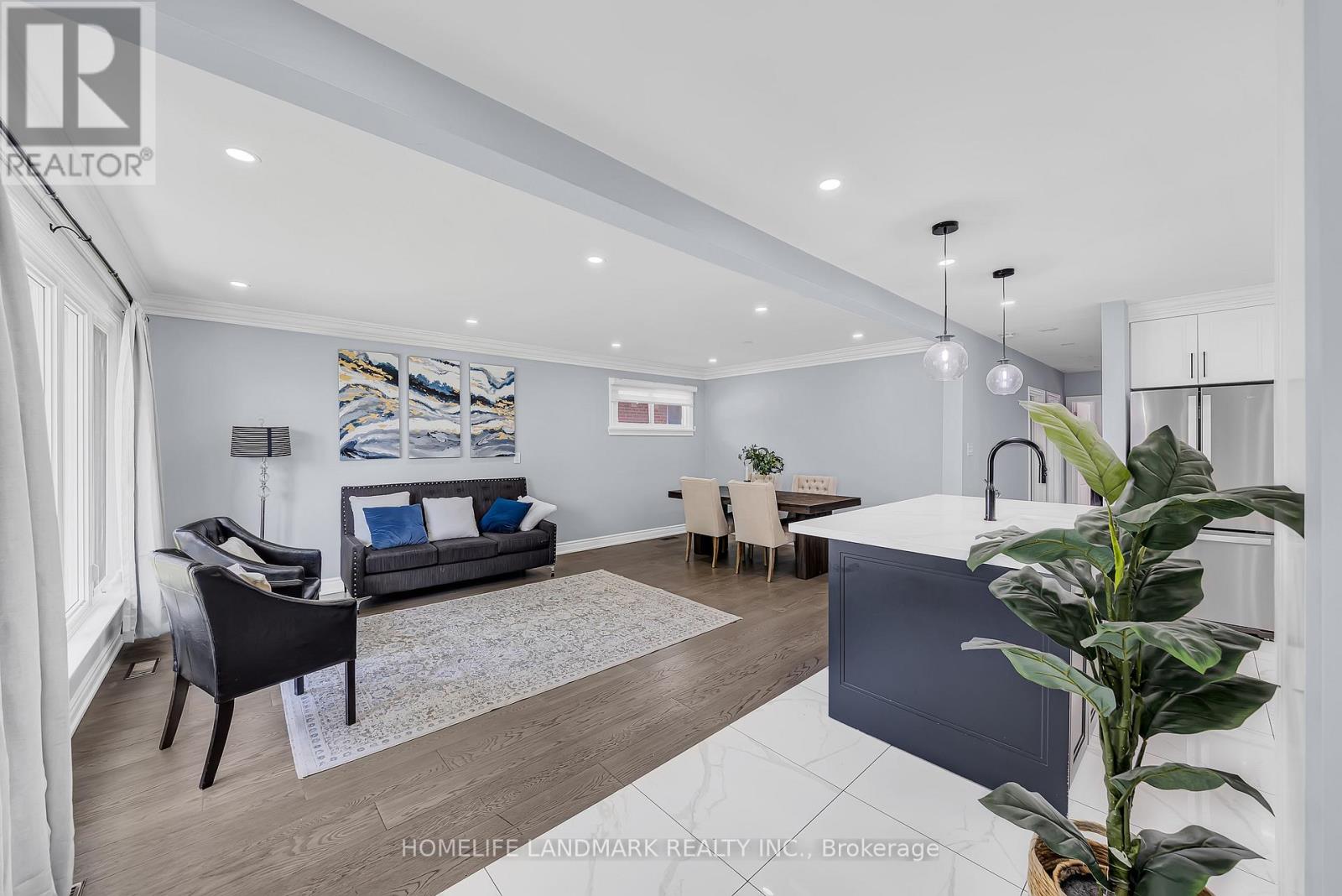 3 Chopin Avenue, Toronto, Ontario  M1K 2W3 - Photo 3 - E13436842