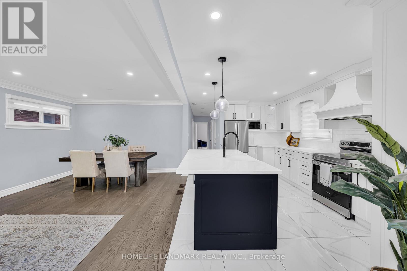 3 Chopin Avenue, Toronto, Ontario  M1K 2W3 - Photo 5 - E13436842