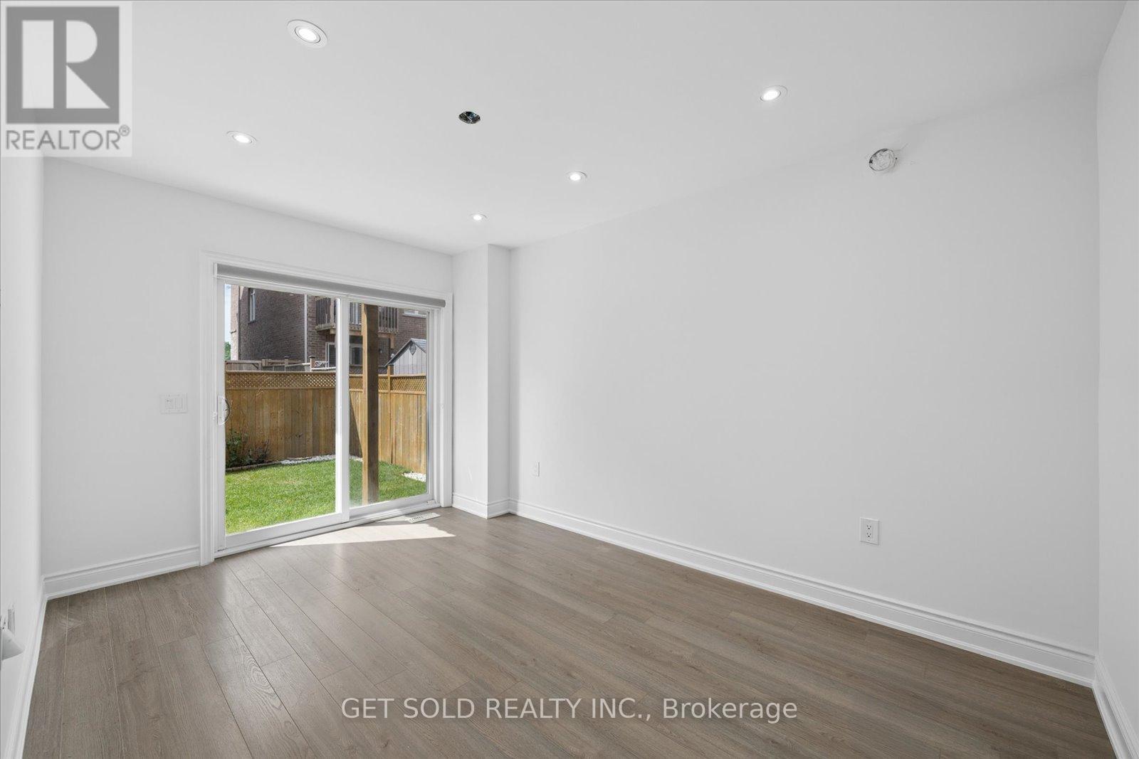 1761 Magenta Road, Pickering, Ontario  L1X 0E1 - Photo 10 - E13436888