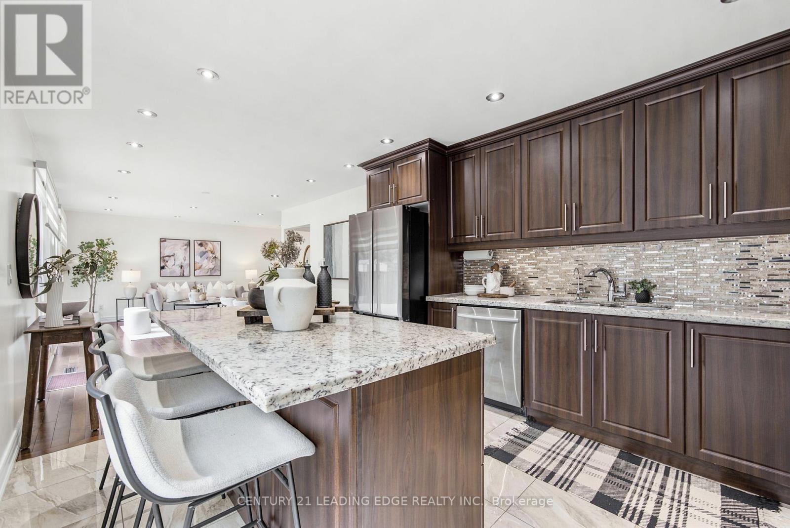 1727 Wollaston Court, Pickering, Ontario  L1V 2W9 - Photo 16 - E13436914