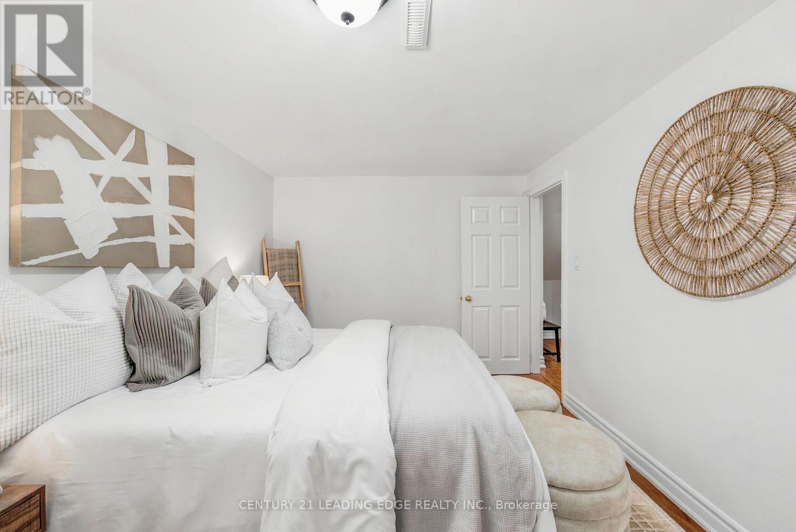 1727 Wollaston Court, Pickering, Ontario  L1V 2W9 - Photo 31 - E13436914