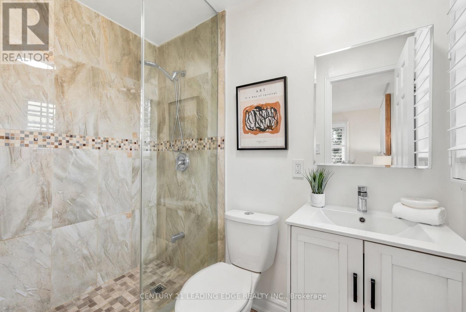 1727 Wollaston Court, Pickering, Ontario  L1V 2W9 - Photo 33 - E13436914