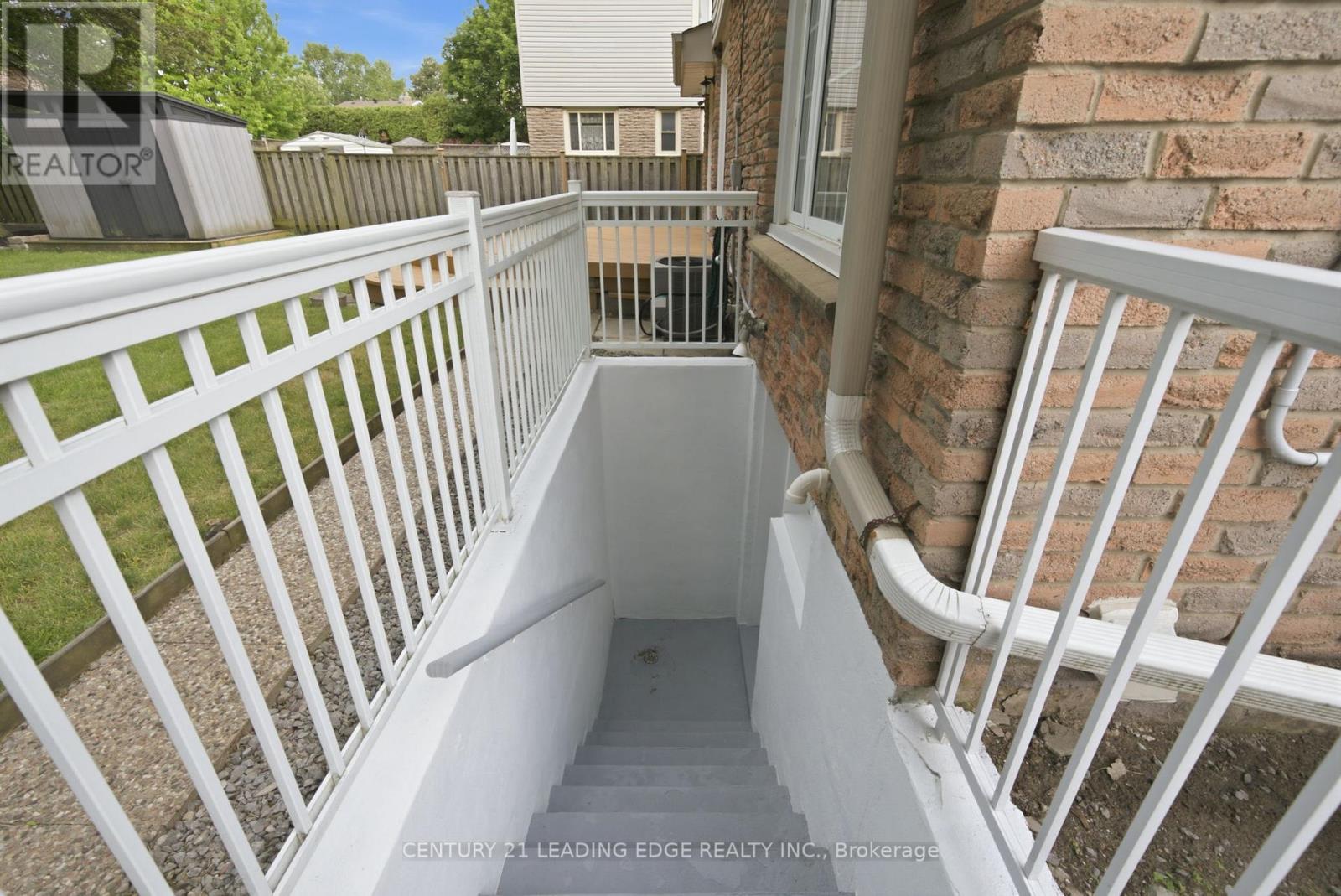 1727 Wollaston Court, Pickering, Ontario  L1V 2W9 - Photo 42 - E13436914