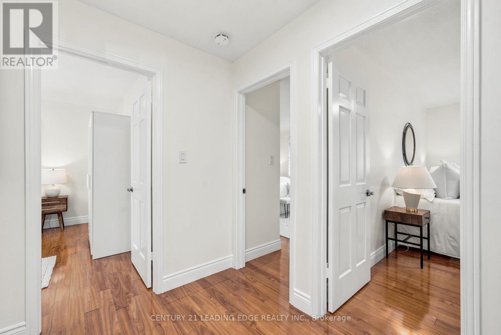 1727 Wollaston Court, Pickering, Ontario  L1V 2W9 - Photo 7 - E13436914