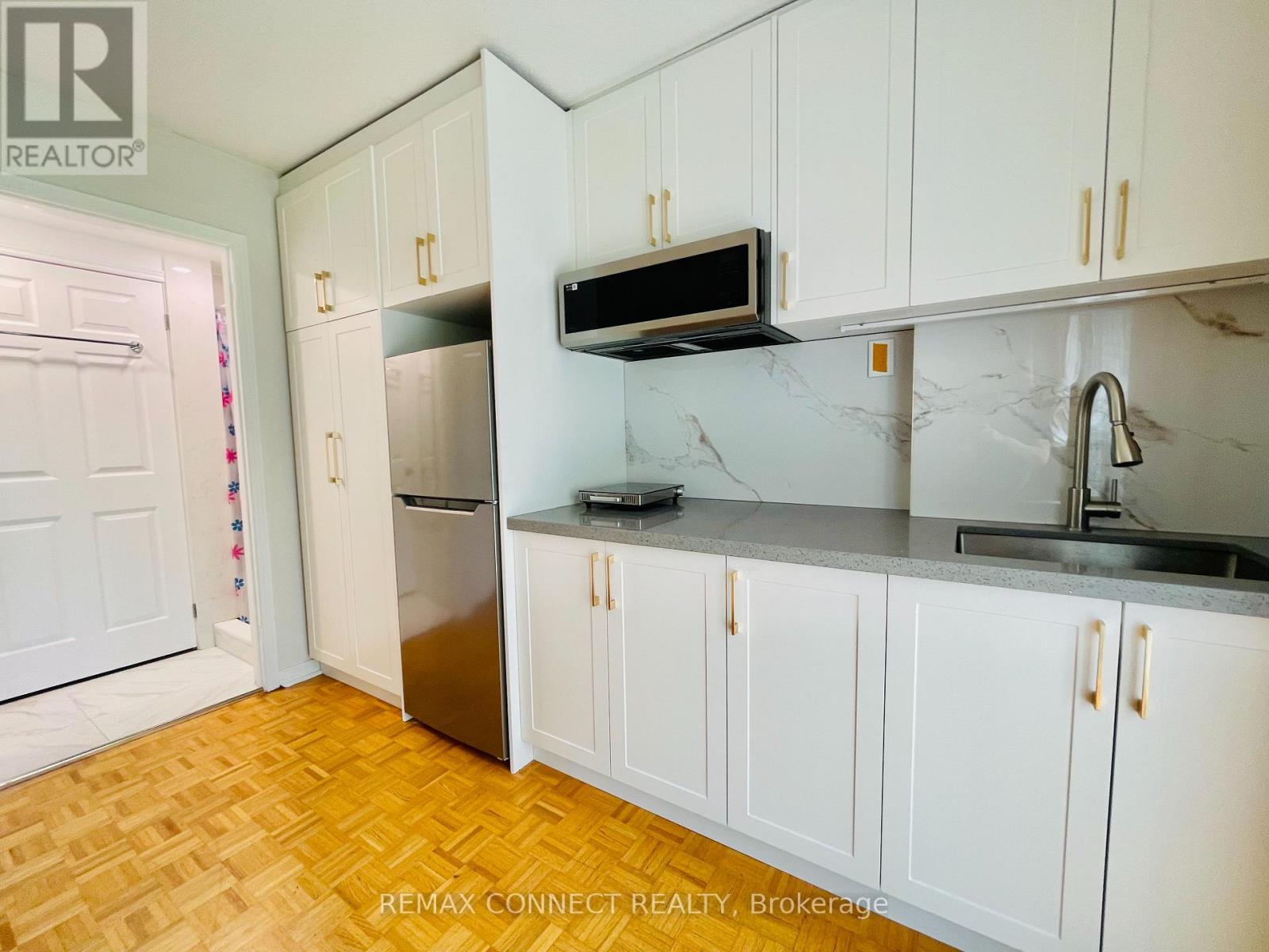 Ground Floor Studio - 99 Bushmills Square, Toronto, Ontario  M1V 1K5 - Photo 4 - E13436934