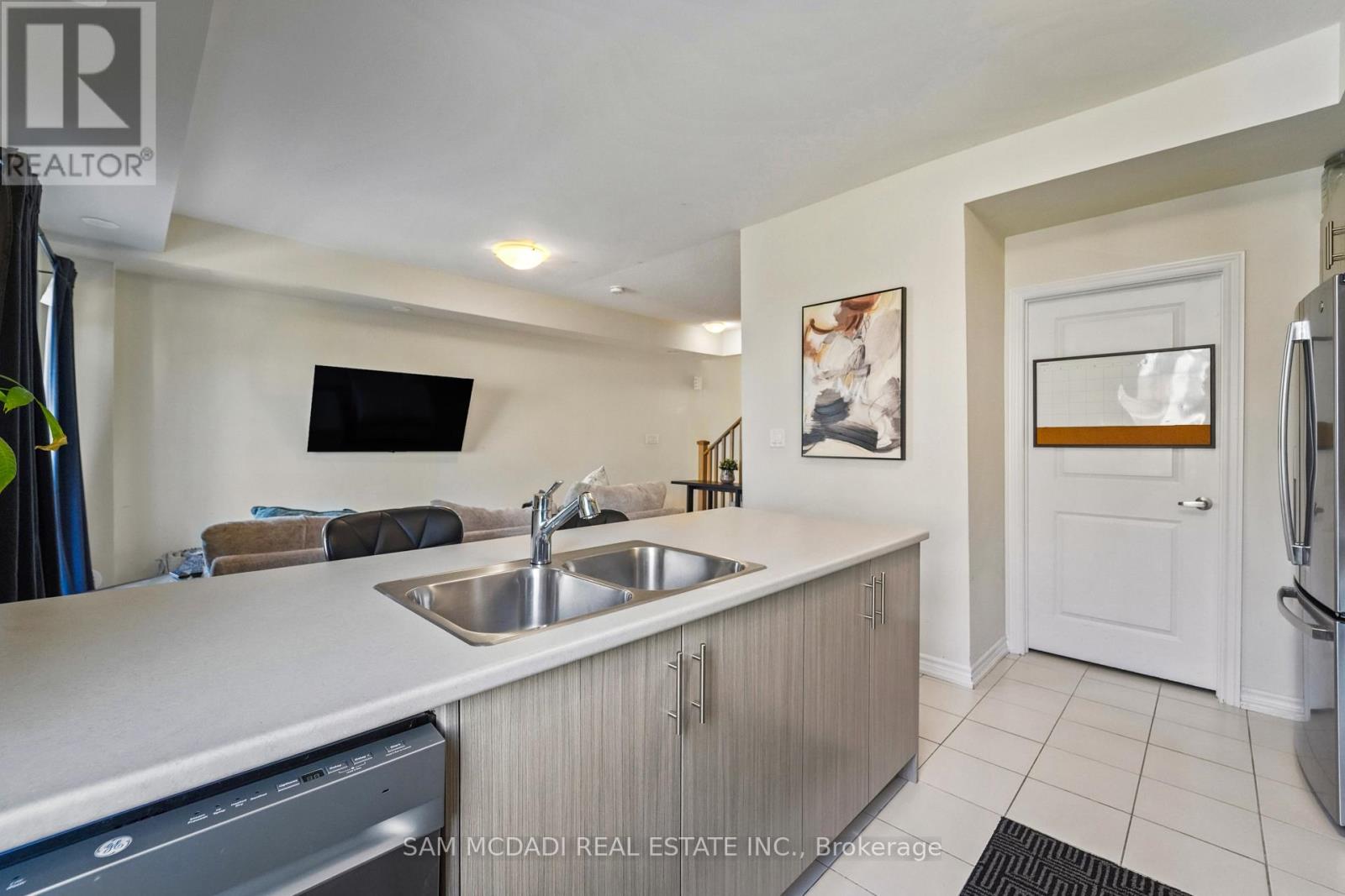 19 - 1518 Bloor Street, Clarington, Ontario  L1E 0G9 - Photo 12 - E13437068