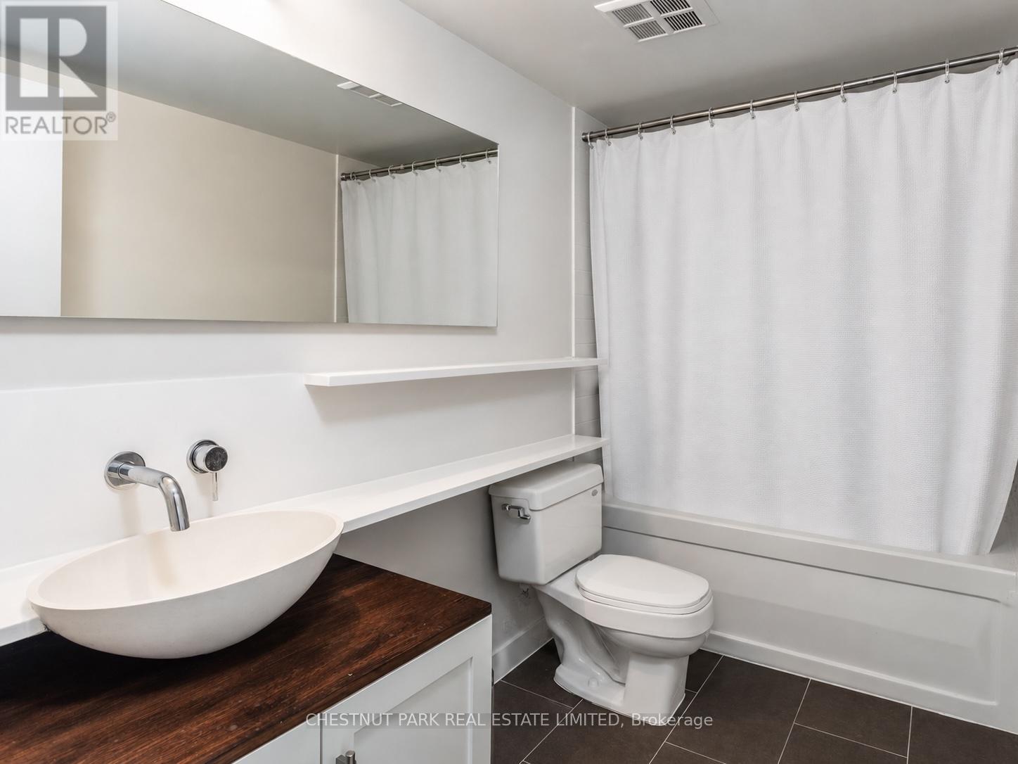 710 - 15 Fort York Boulevard, Toronto, Ontario  M5V 3Y4 - Photo 11 - C13436162