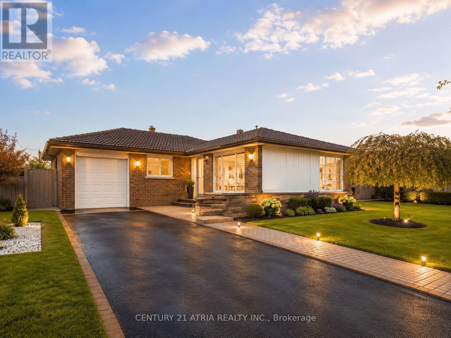 60 COUNCIL CRESCENT, Toronto, Ontario