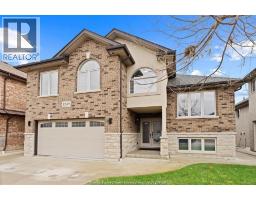 1249 CANCUN, Windsor, Ontario