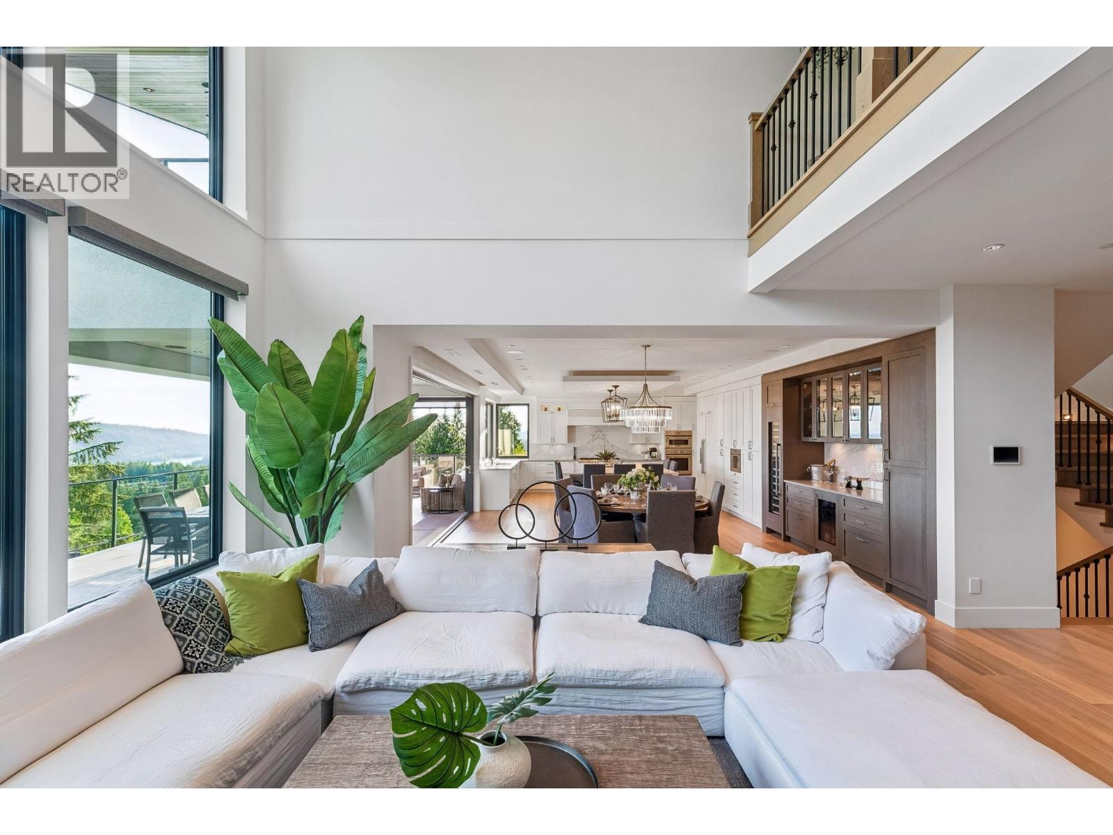 2051 Ridge Mountain Drive, Anmore, British Columbia  V3H 0G7 - Photo 4 - R3134531