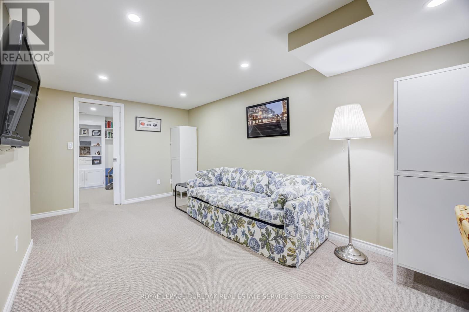 2348 Malcolm Crescent, Burlington, Ontario  L7P 4H4 - Photo 32 - W13436902