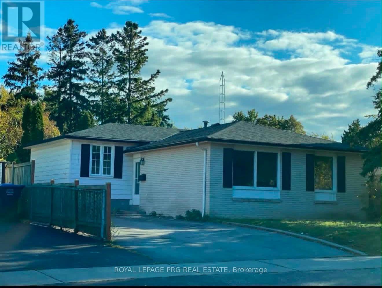 4 DUKE ROAD, Brampton, Ontario