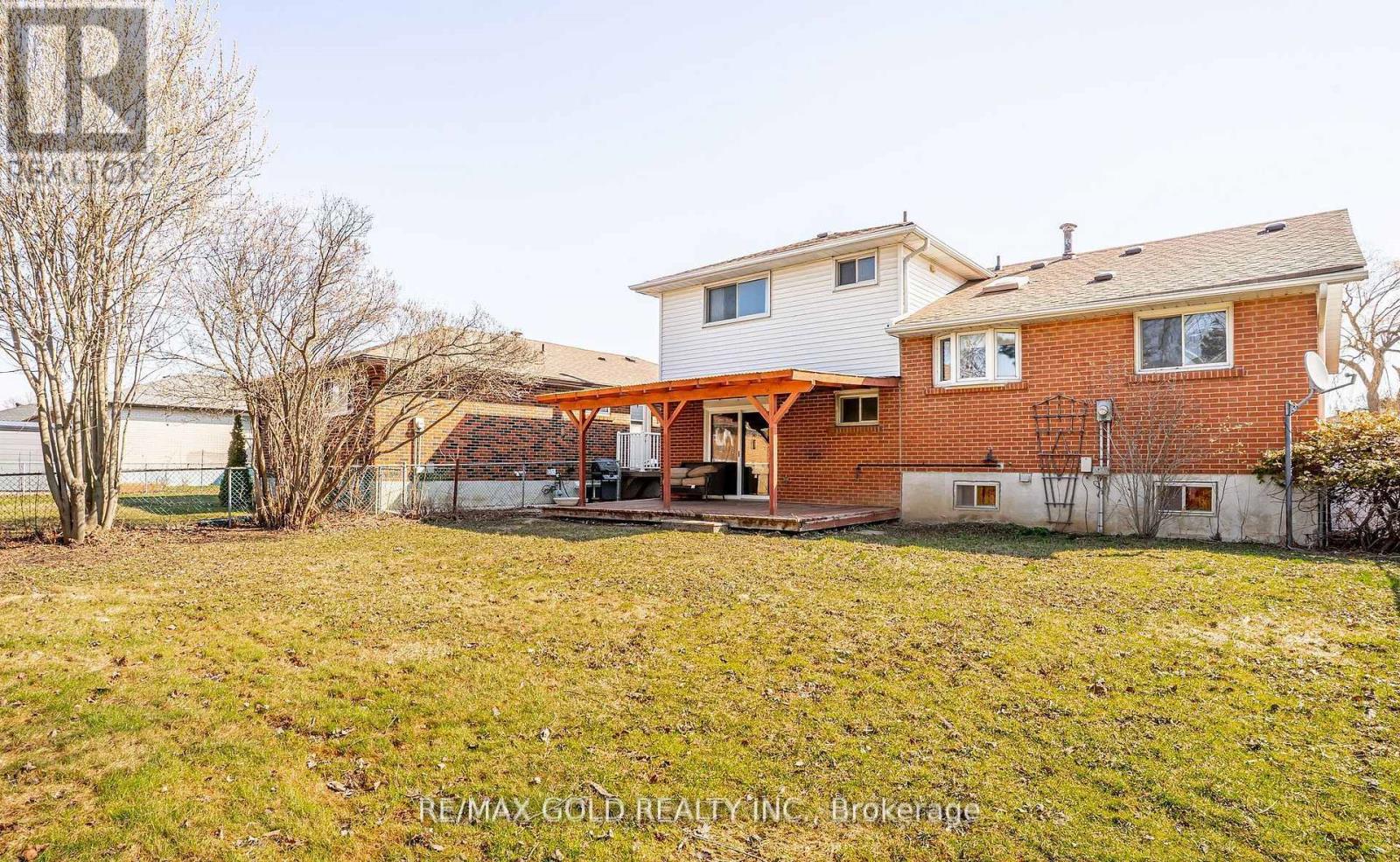 34 Deerfield Crescent, Brampton, Ontario  L6T 1K7 - Photo 42 - W13437010
