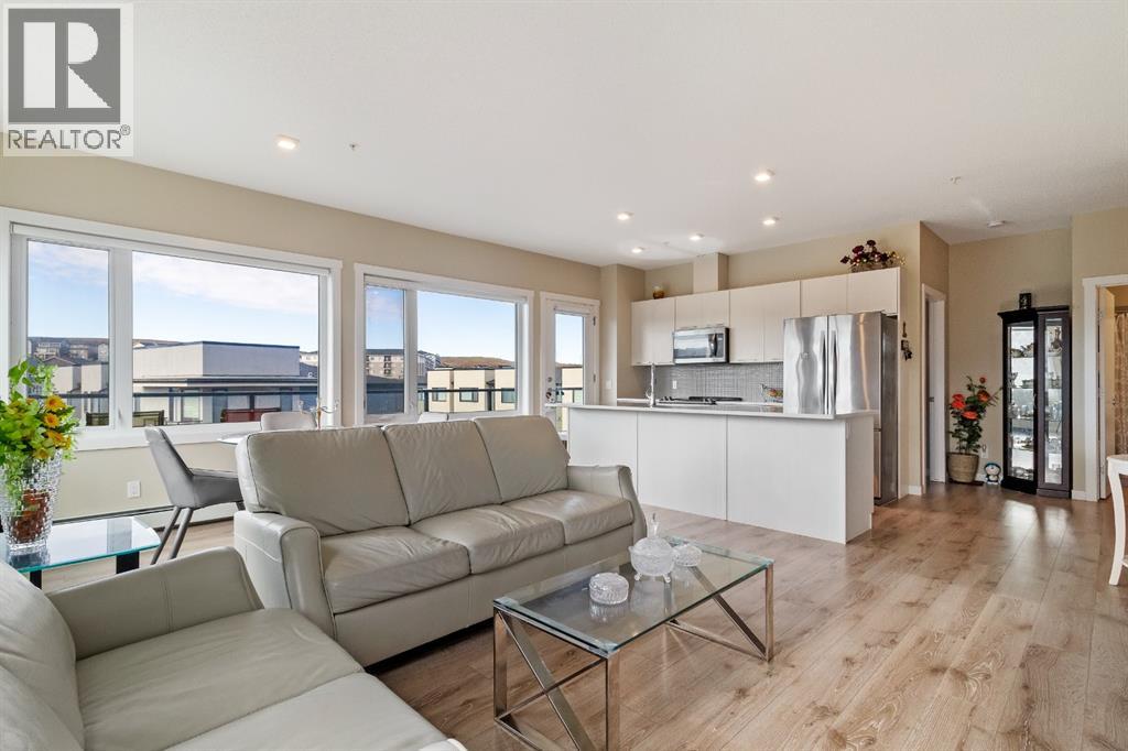 302, 214 Sherwood Square Nw, Calgary, Alberta  T3R 1T6 - Photo 3 - A2306527