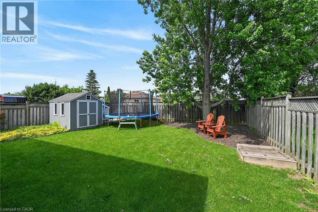 11 Stuart Street, Caledonia, Ontario  N3W 2L3 - Photo 3 - 40839314