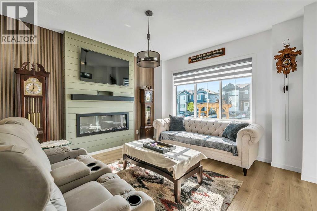 7 Emberside Park, Cochrane, Alberta  T4C 3H8 - Photo 11 - A2317838