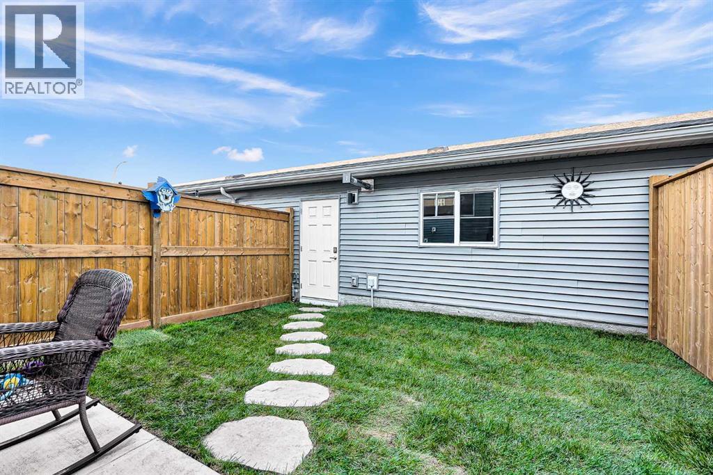 7 Emberside Park, Cochrane, Alberta  T4C 3H8 - Photo 16 - A2317838