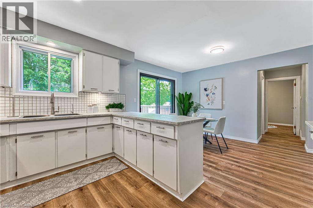 598 Glen Forrest Boulevard, Waterloo, Ontario  N2L 4J8 - Photo 18 - 40834178