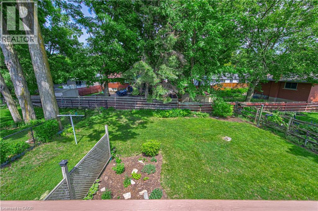 598 Glen Forrest Boulevard, Waterloo, Ontario  N2L 4J8 - Photo 28 - 40834178