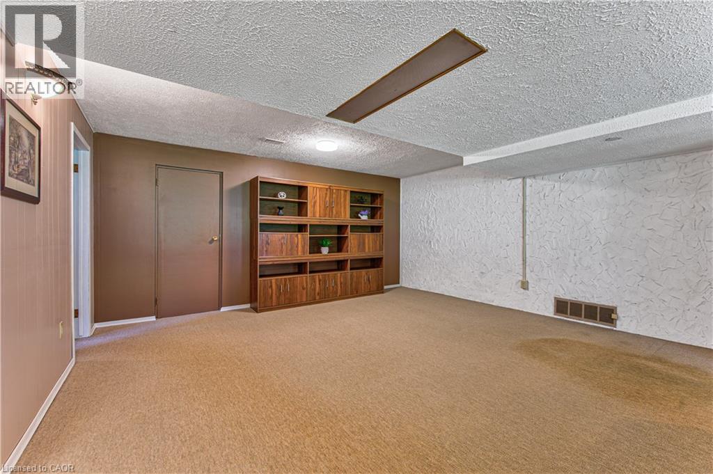 598 Glen Forrest Boulevard, Waterloo, Ontario  N2L 4J8 - Photo 35 - 40834178