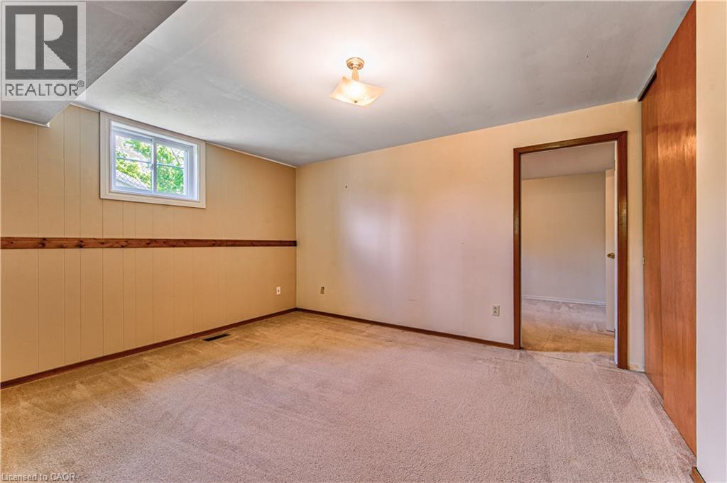 598 Glen Forrest Boulevard, Waterloo, Ontario  N2L 4J8 - Photo 38 - 40834178