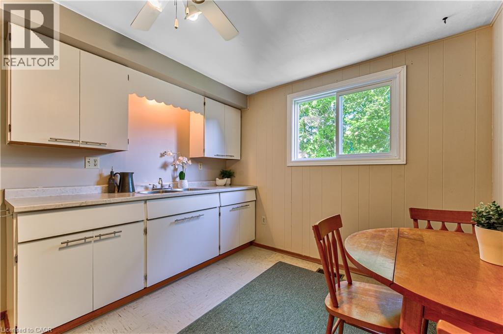 598 Glen Forrest Boulevard, Waterloo, Ontario  N2L 4J8 - Photo 42 - 40834178