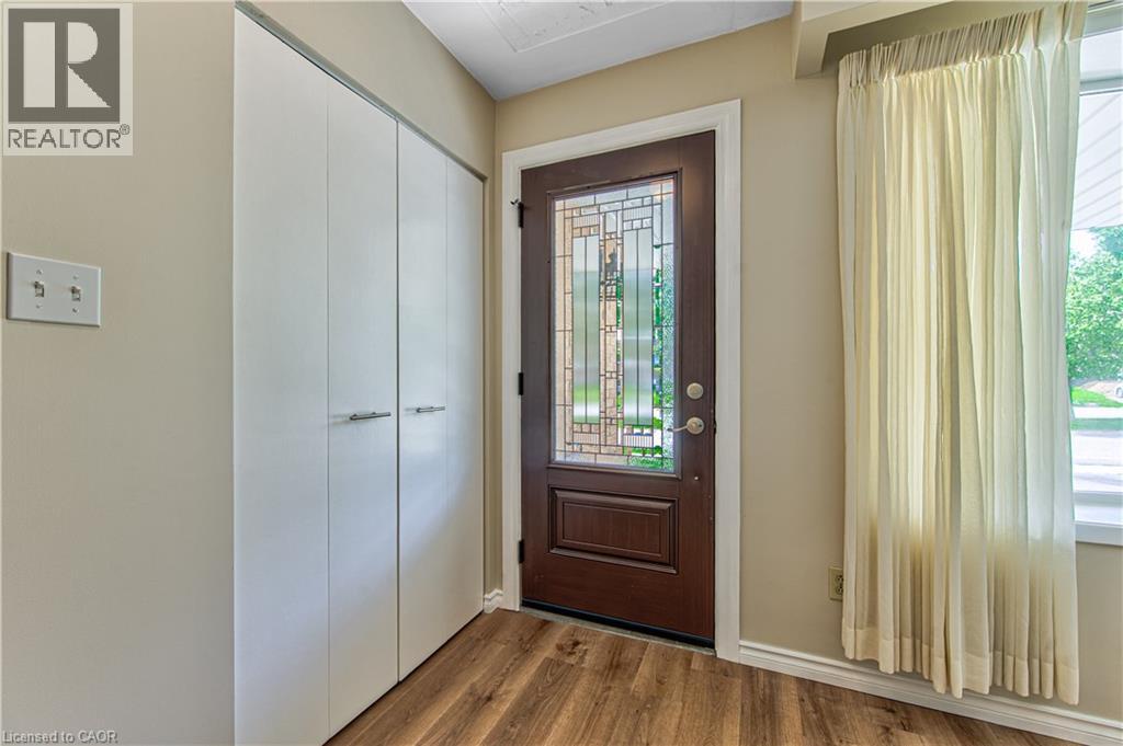 598 Glen Forrest Boulevard, Waterloo, Ontario  N2L 4J8 - Photo 5 - 40834178