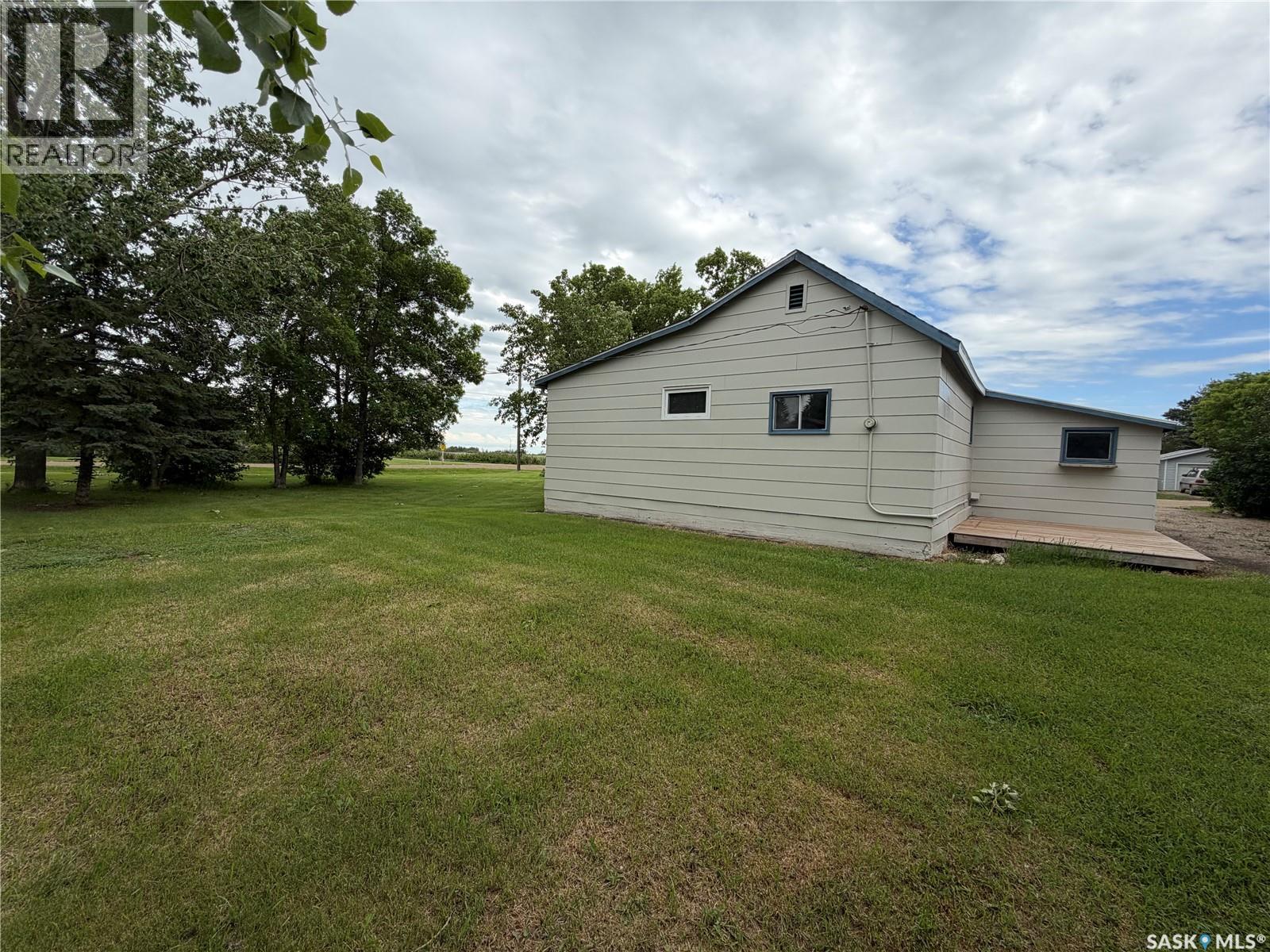 419 Second Street, Glen Ewen, Saskatchewan  S0C 1C0 - Photo 23 - SK039232