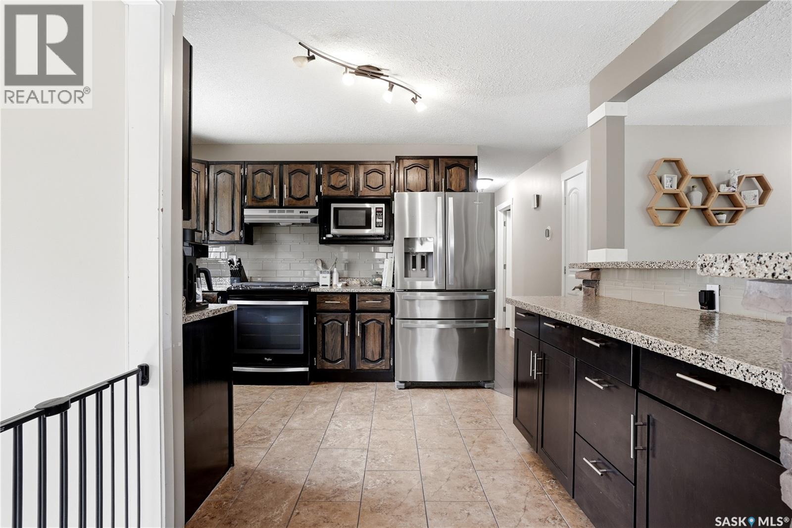 55 Kennedy Crescent, Regina, Saskatchewan  S4R 6G3 - Photo 12 - SK039195