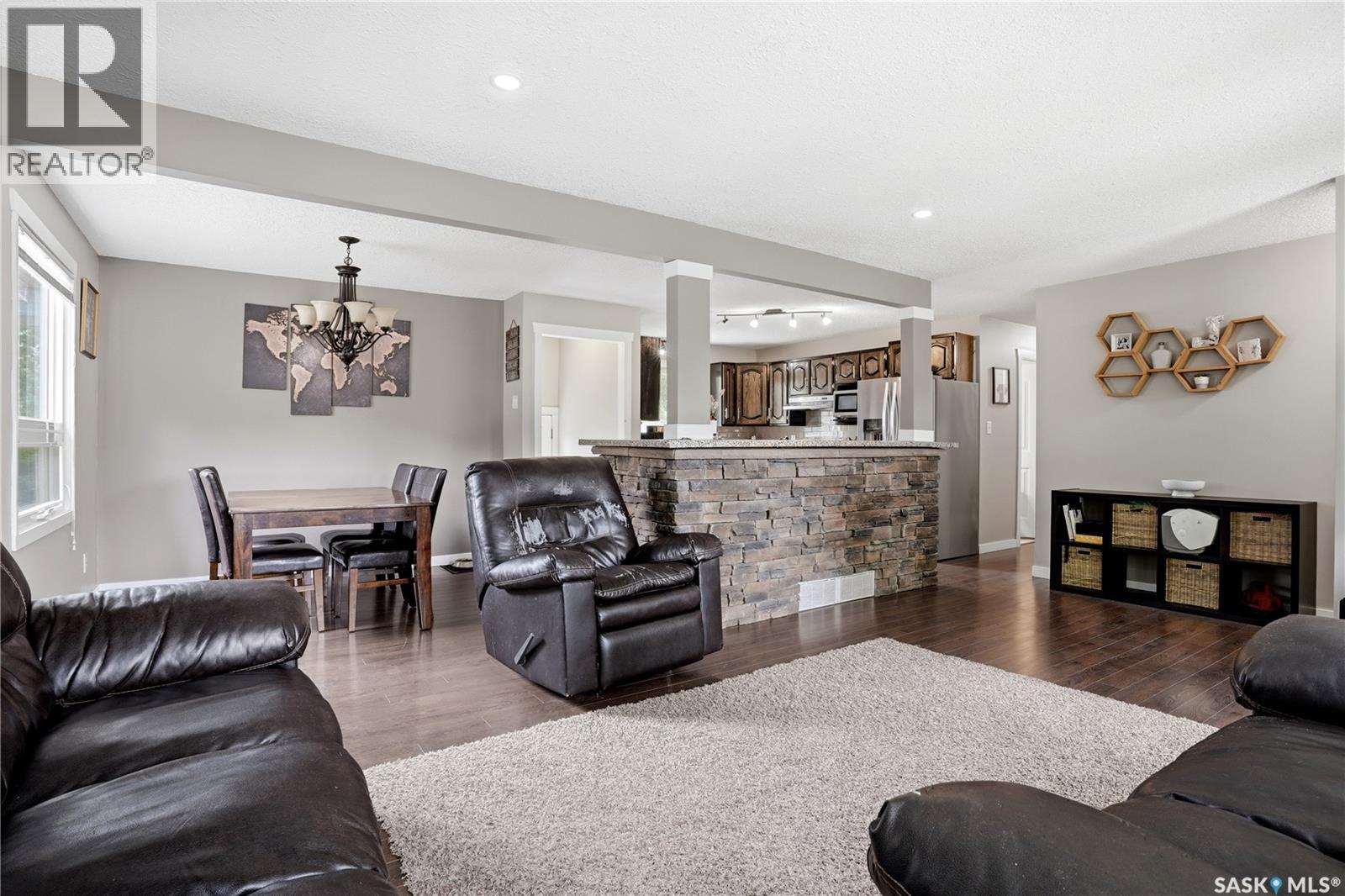 55 Kennedy Crescent, Regina, Saskatchewan  S4R 6G3 - Photo 7 - SK039195