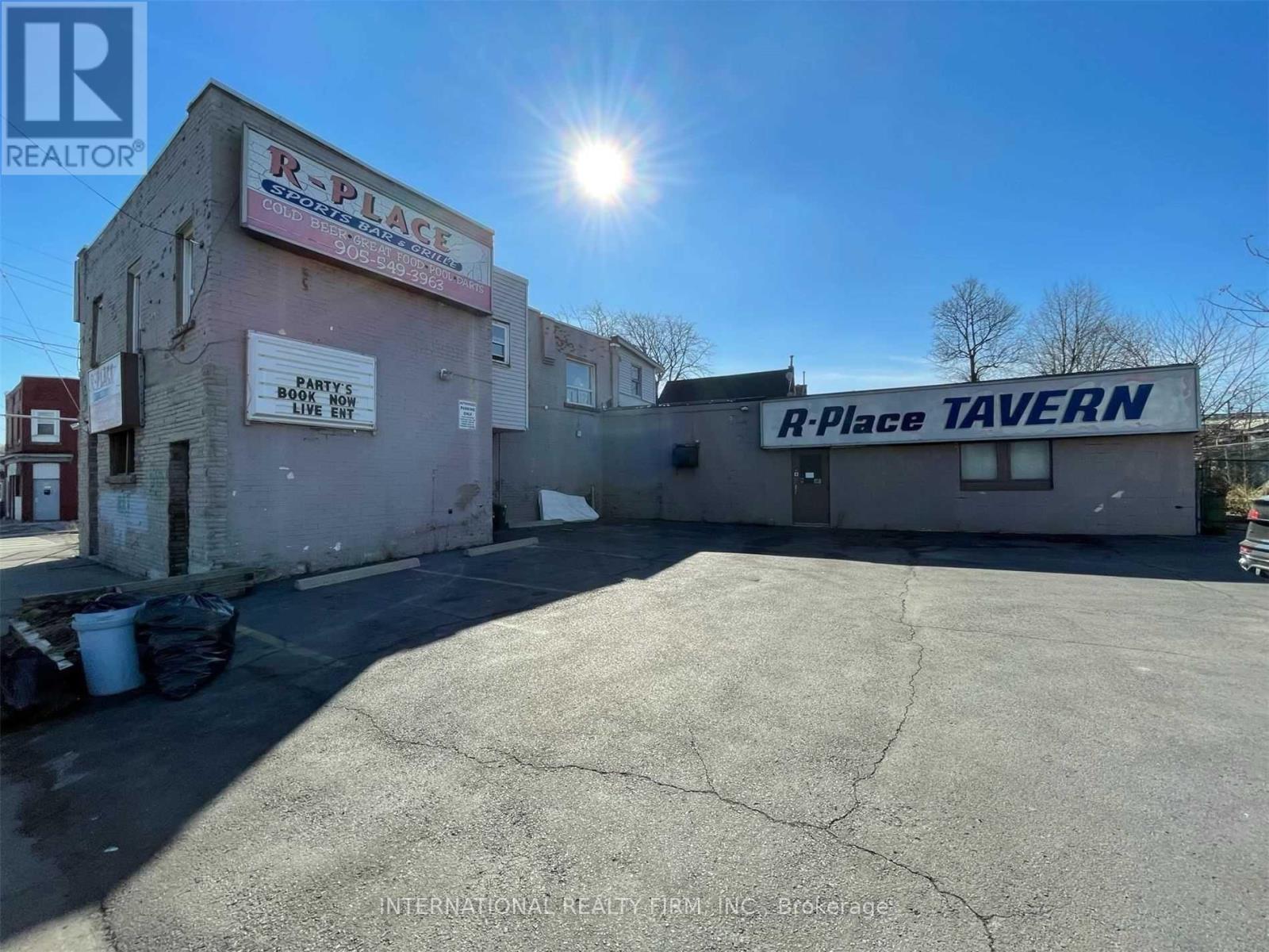 172 BEACH ROAD, Hamilton, Ontario