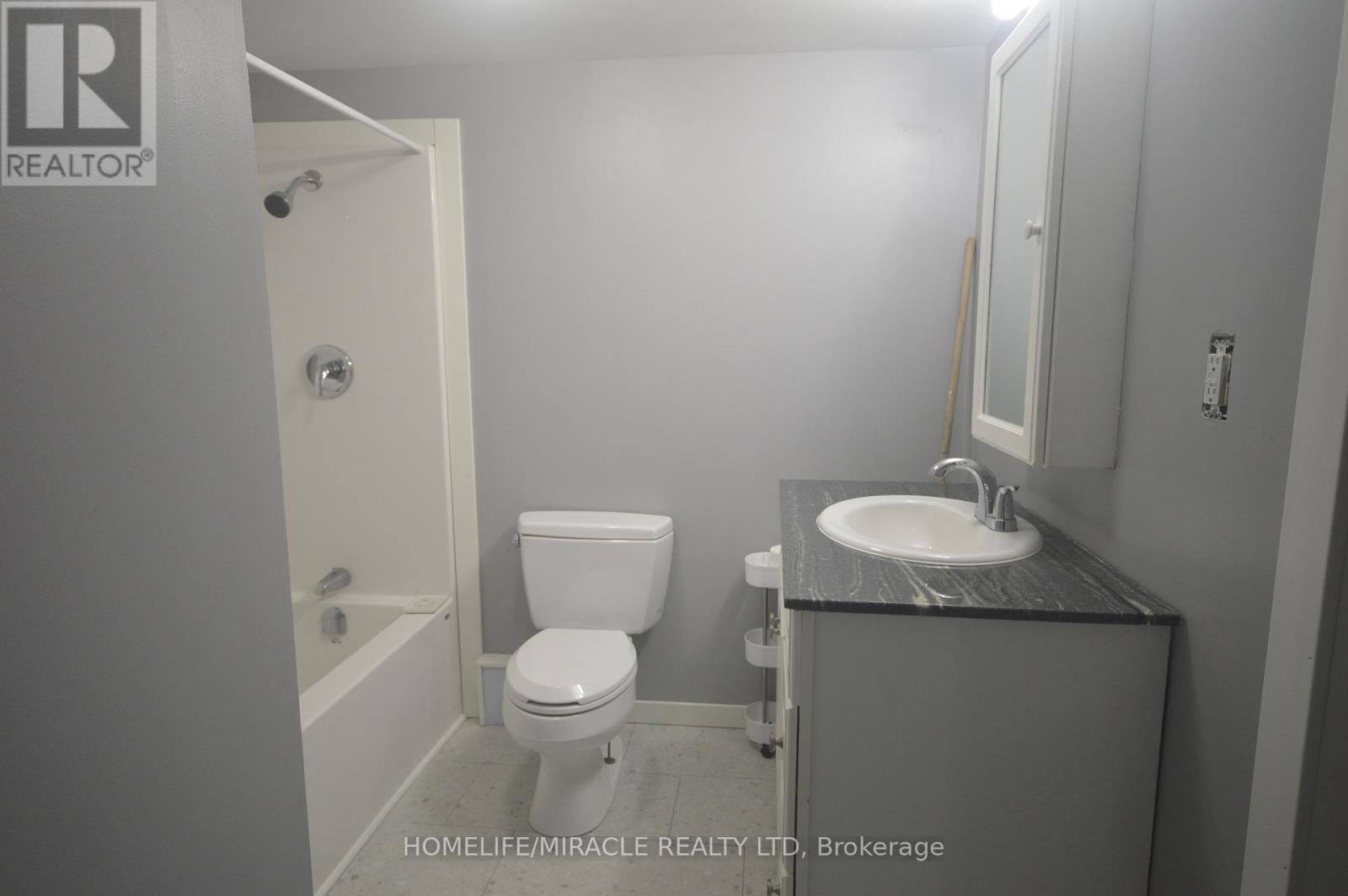 30 Northgate Drive, Bradford West Gwillimbury, Ontario  L3Z 2H5 - Photo 42 - N13047230