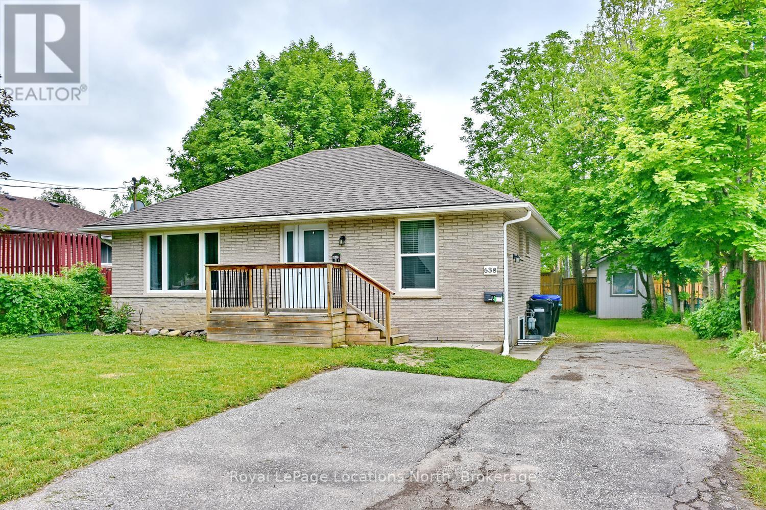 638 Oak Street, Collingwood, Ontario  L9Y 2Z8 - Photo 1 - S13437270