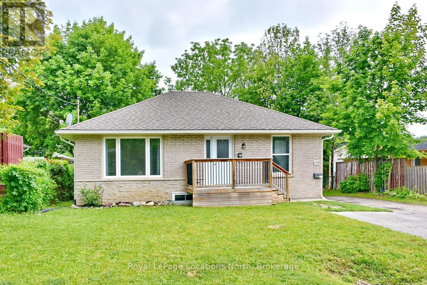 638 Oak Street, Collingwood, Ontario  L9Y 2Z8 - Photo 3 - S13437270