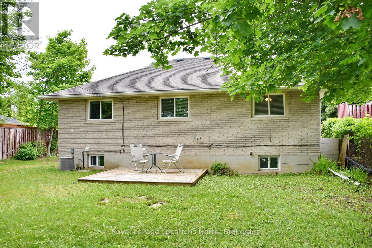 638 Oak Street, Collingwood, Ontario  L9Y 2Z8 - Photo 5 - S13437270