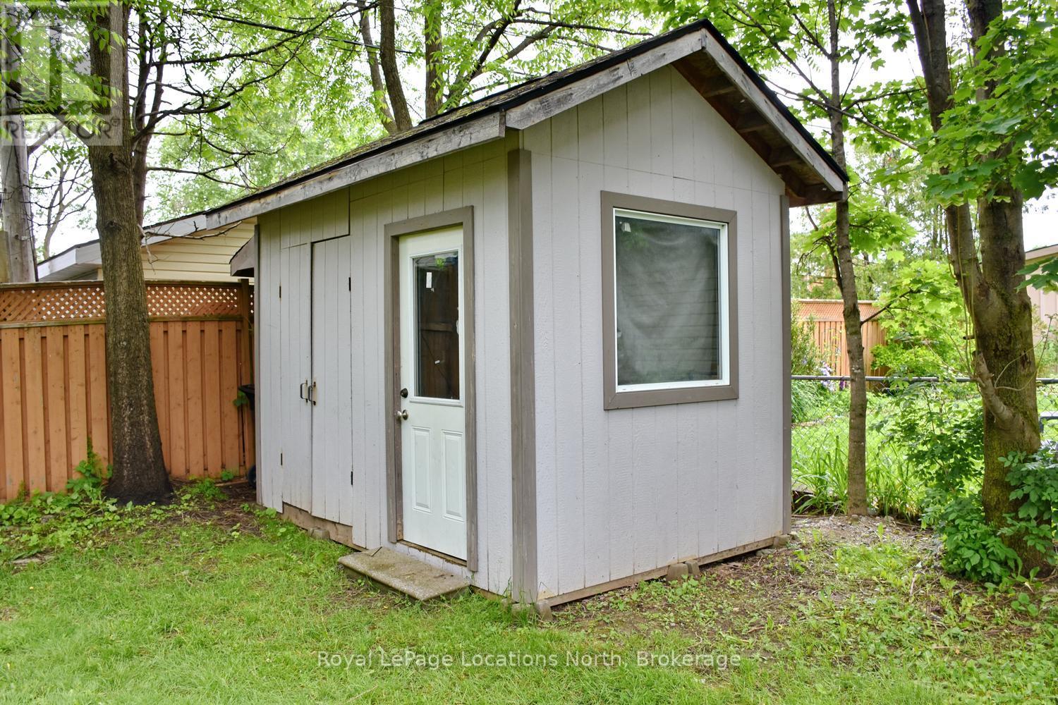 638 Oak Street, Collingwood, Ontario  L9Y 2Z8 - Photo 6 - S13437270