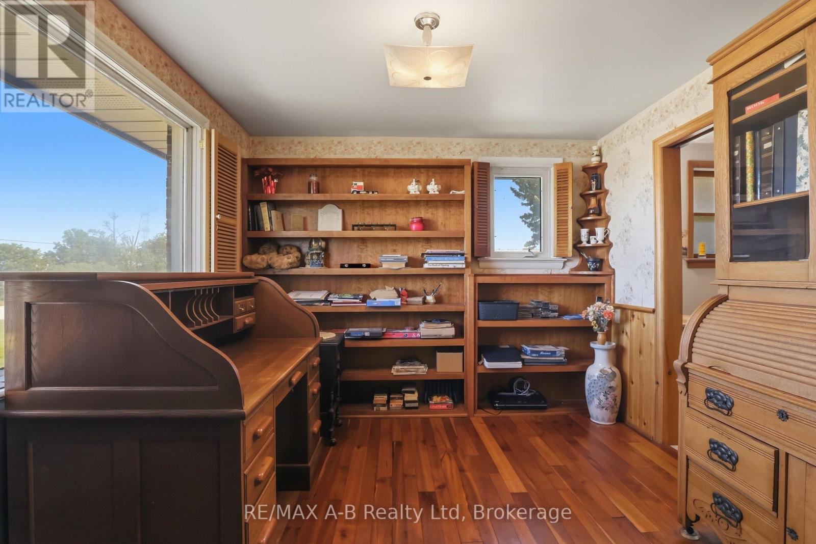 1033 Perth Rd 139 Line W, Perth South, Ontario N0M 1V0 - Photo 20 - X13437238