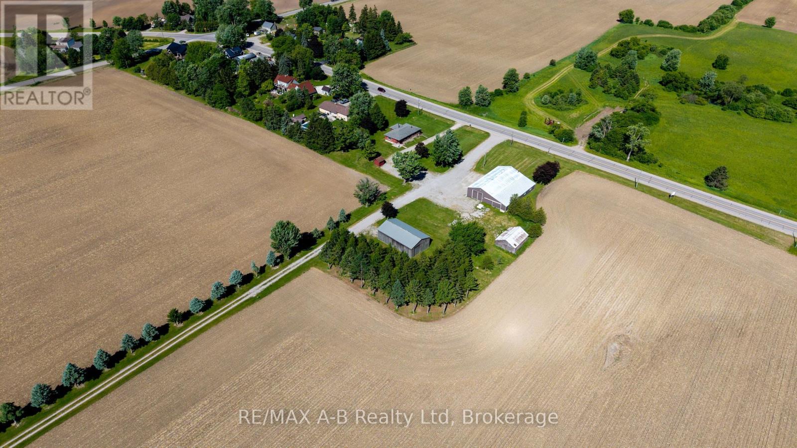 1033 Perth Rd 139 Line W, Perth South, Ontario N0M 1V0 - Photo 30 - X13437238