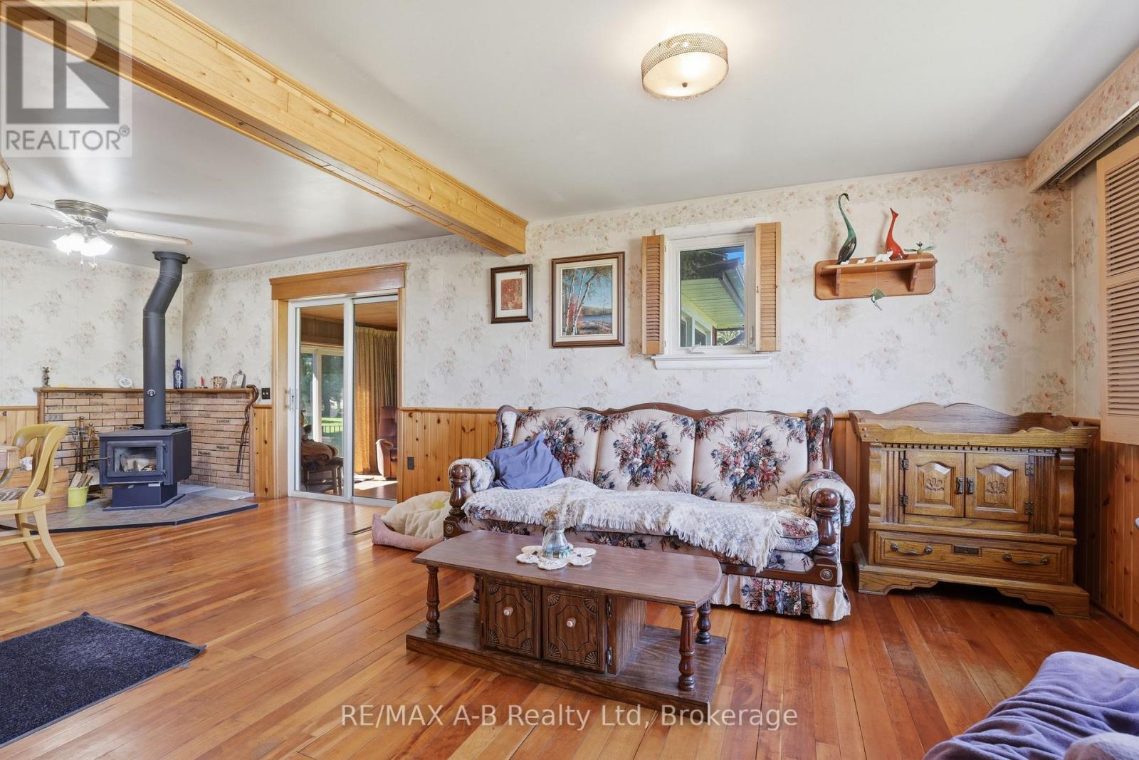 1033 Perth Rd 139 Line W, Perth South, Ontario N0M 1V0 - Photo 45 - X13437238