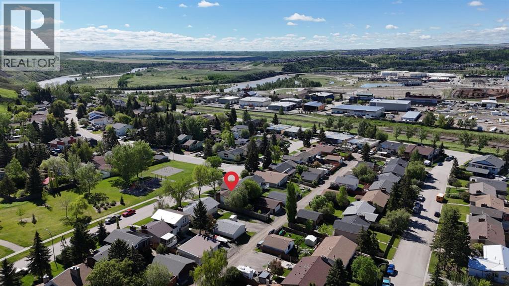 33 Carolina Drive, Cochrane, Alberta  T4C 1C4 - Photo 38 - A2318085