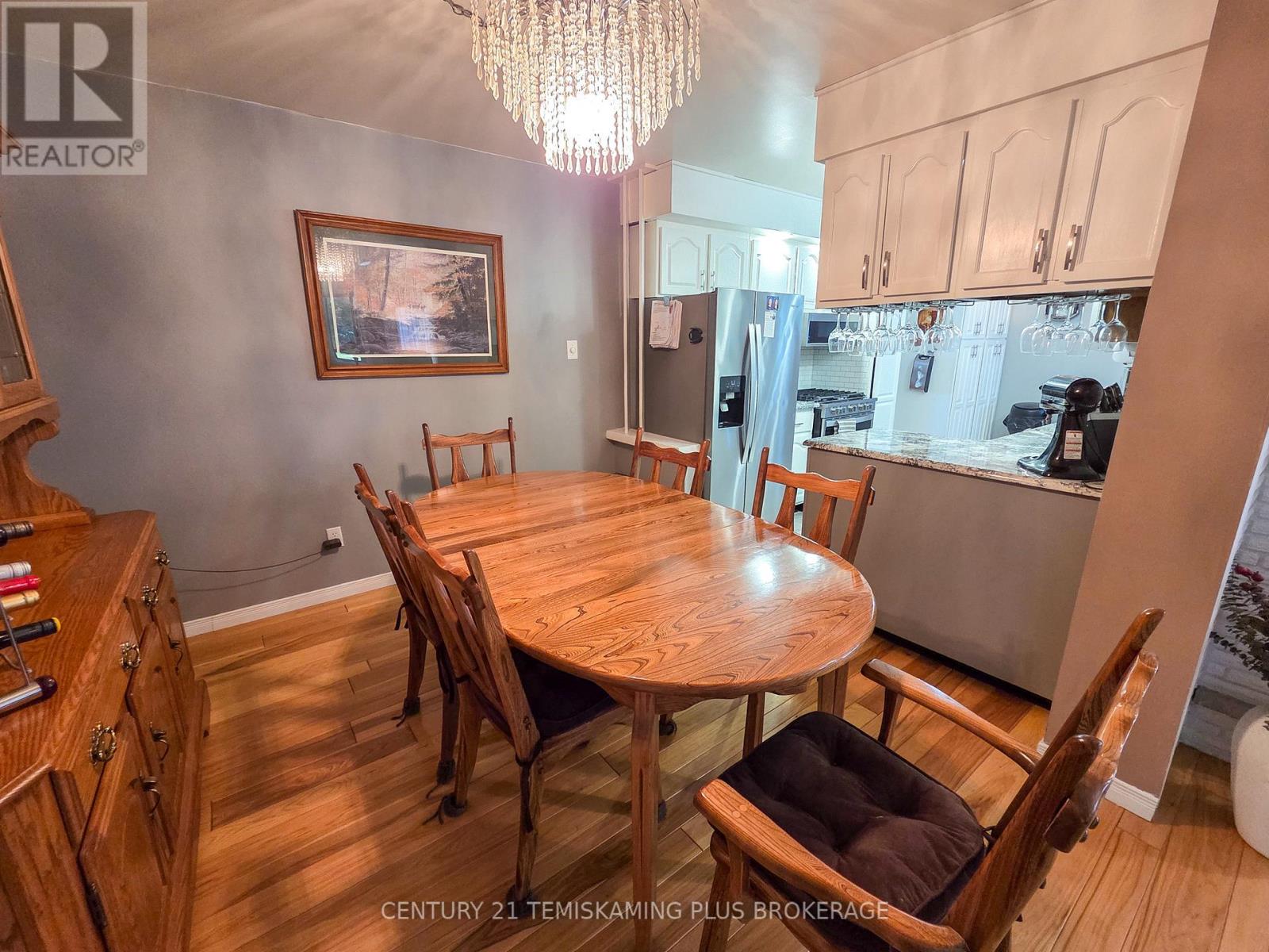 22 Harding Avenue, Kirkland Lake, Ontario  P2N 1B5 - Photo 10 - T13437328