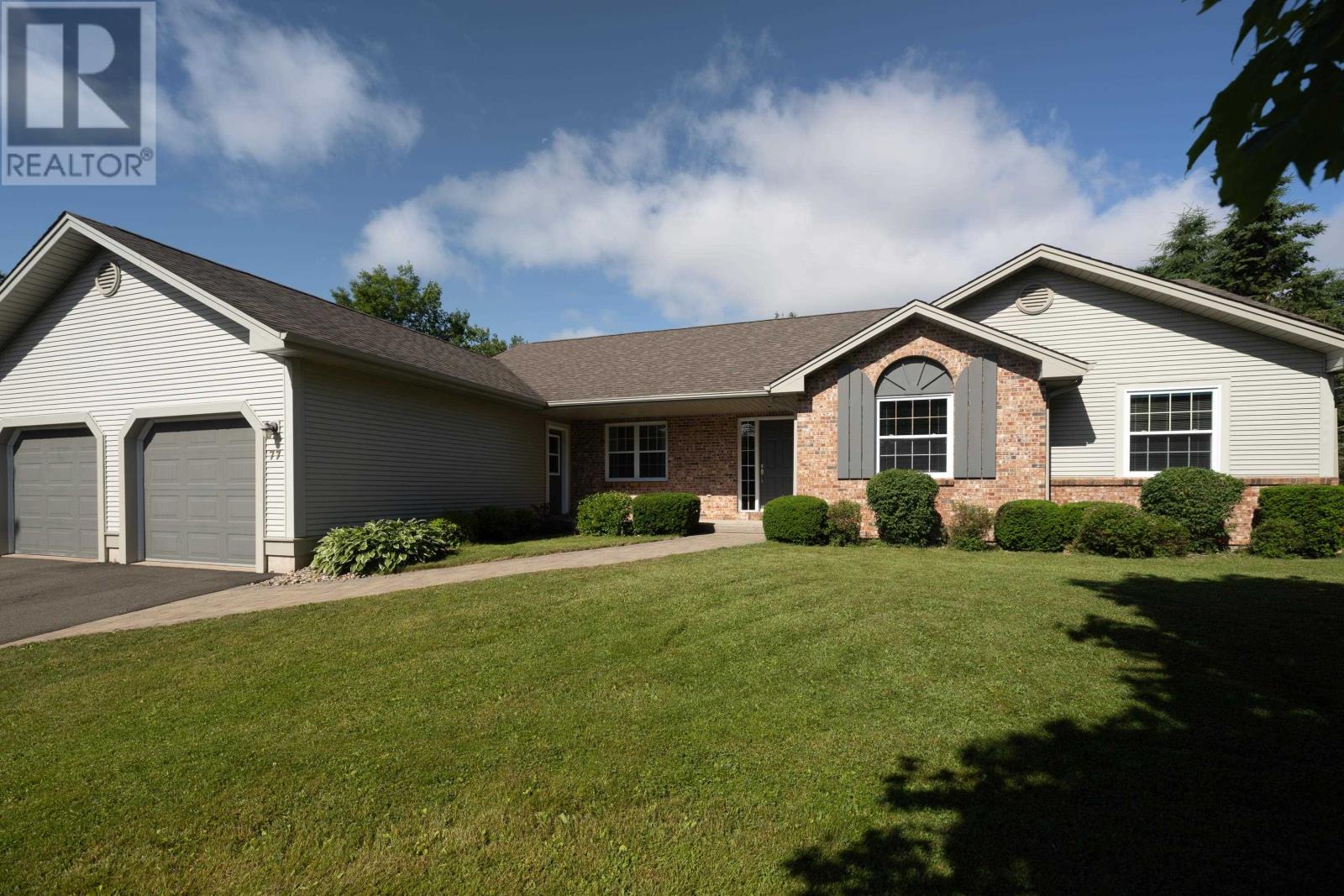 77 Parkside Drive, Charlottetown, Prince Edward Island  C1E 1M8 - Photo 2 - 202614232