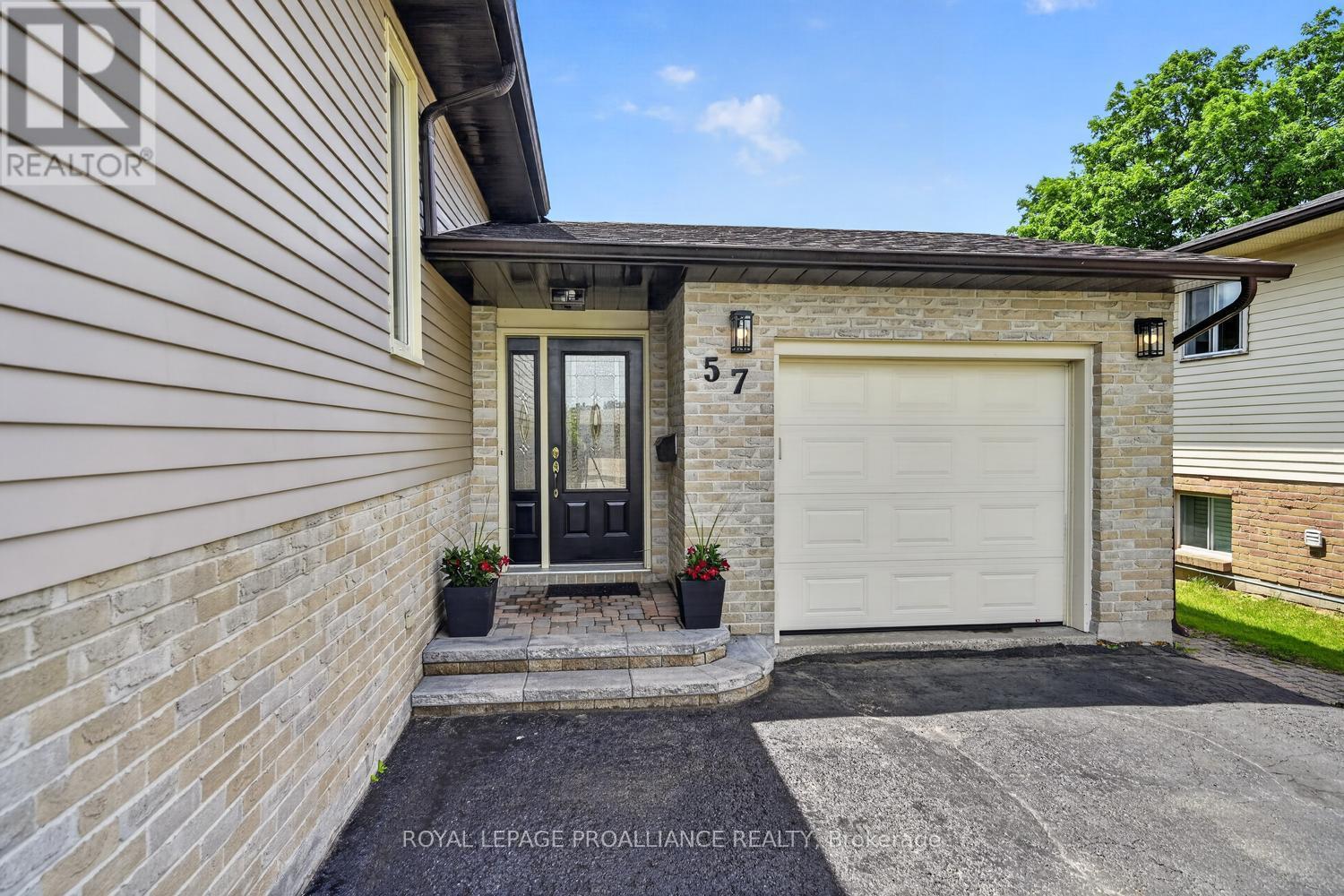 57 Cambridge Crescent, Brockville, Ontario  K6V 6L7 - Photo 5 - X13437408