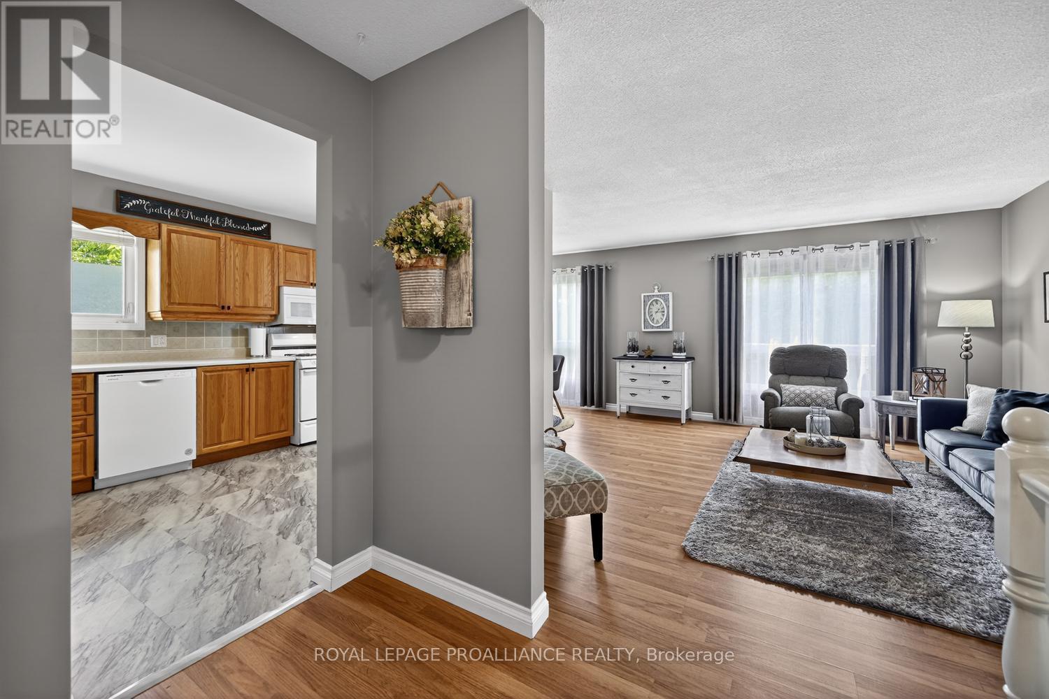 57 Cambridge Crescent, Brockville, Ontario  K6V 6L7 - Photo 8 - X13437408
