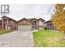 4759 PERIWINKLE CRESCENT, Windsor, Ontario